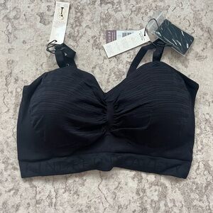 Kindred Bravely Sublime Hands-Free Pumping & Nursing Bra NWT